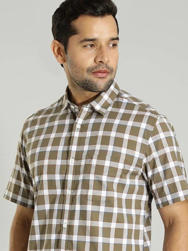 Indian Terrain Men's Slim Fit Half Sleeve Checkered Green Shirt